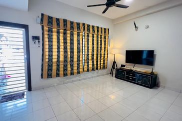 taman mapel hillpark puncak alam double storey for sale