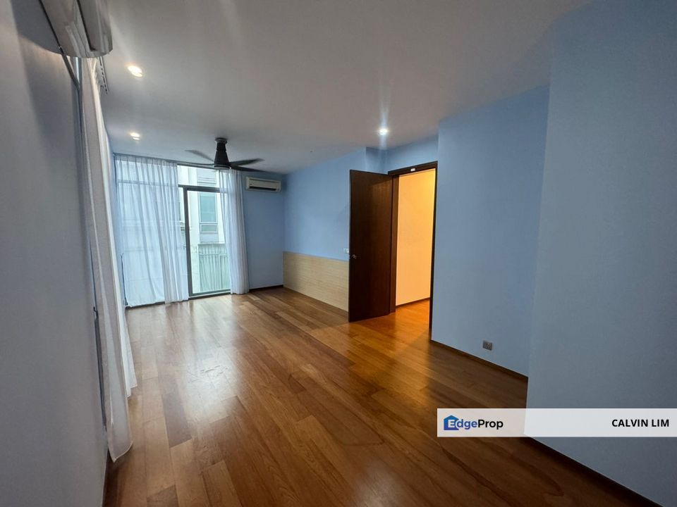 Garden Manor Sierramas valencia 3storey terrace for sale, Selangor, Valencia