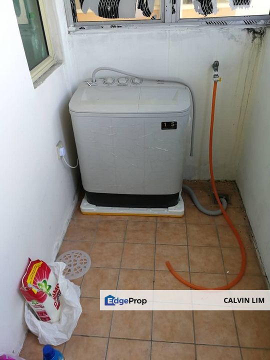 Condominium East Lake for sale location Seri Kembangan, Selangor, Seri Kembangan