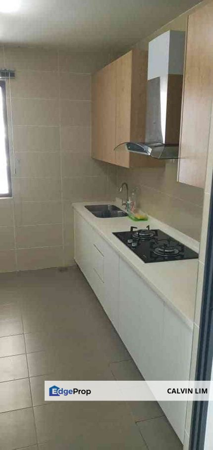 Lakepark residence unit for rent with partly furnished selayang, Selangor, Selayang