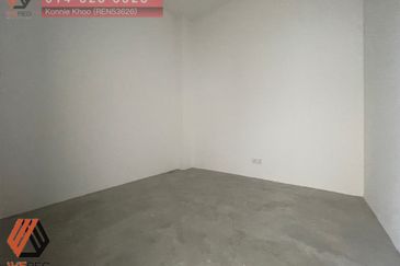 Puncak Alam 1.5 storey Semi D Factory For Sale