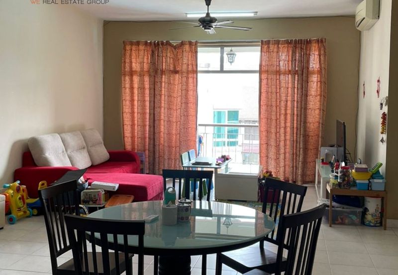Lakes Condominium, Kota Kemuning For Sale  