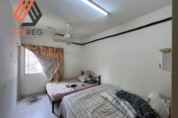 Pangsapuri Akasia, Bandar Botanic