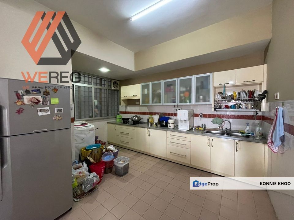 Lakes Condominium Kota Kemuning For Sale , Selangor, Kota Kemuning