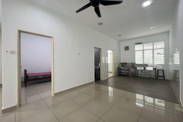 Taman Ehsan Jaya, Pendamaran