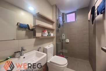 Gravit8 @ Klang South