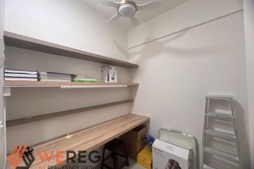 Gravit8 @ Klang South