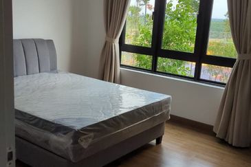 Amber Residence @ twentyfive.7