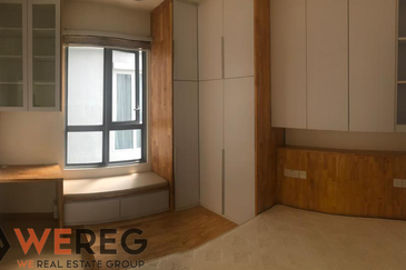 Adria Residence @ Gravit8