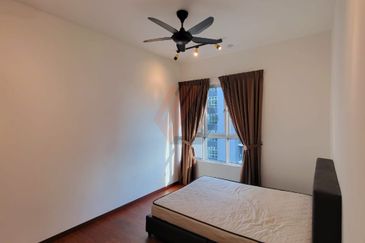 Gravit8 @ Klang South