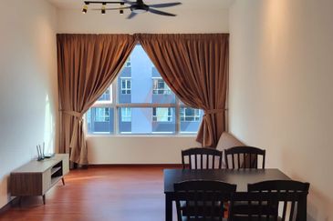 Gravit8 @ Klang South