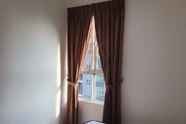 Gravit8 @ Klang South