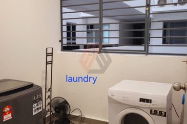 Gravit8 @ Klang South