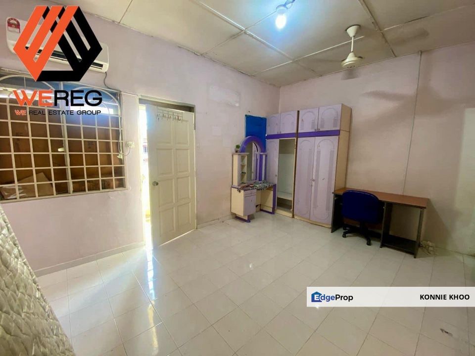 Nice Renovated At Taman Klang Utama For Sale , Selangor, Klang
