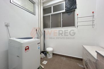 Asteria Apartment @ Bandar ParkLand