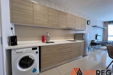 I Residence @ I City