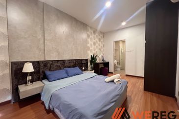 I Residence @ I City