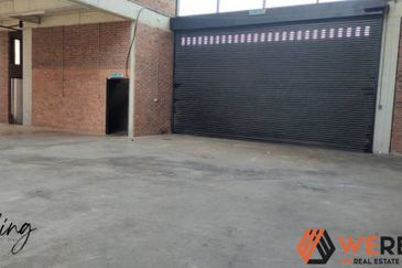 Gravit8 @ Klang South