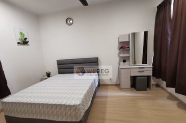 Gravit8 @ Klang South