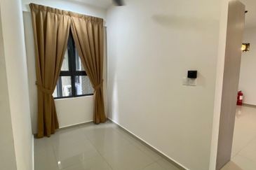 Gravit8 @ Klang South