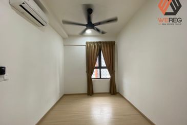 Gravit8 @ Klang South