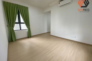 Gravit8 @ Klang South