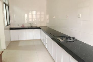 Taman Muzaffar Heights