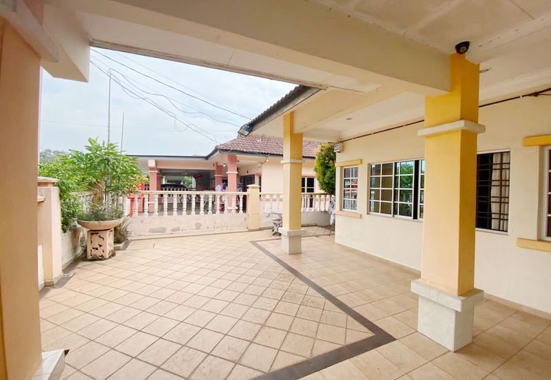 TAMAN ALAI PERDANA (CRISTAL BAY)