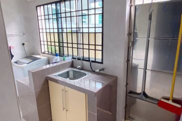 TAMAN ALAI PERDANA (CRISTAL BAY)