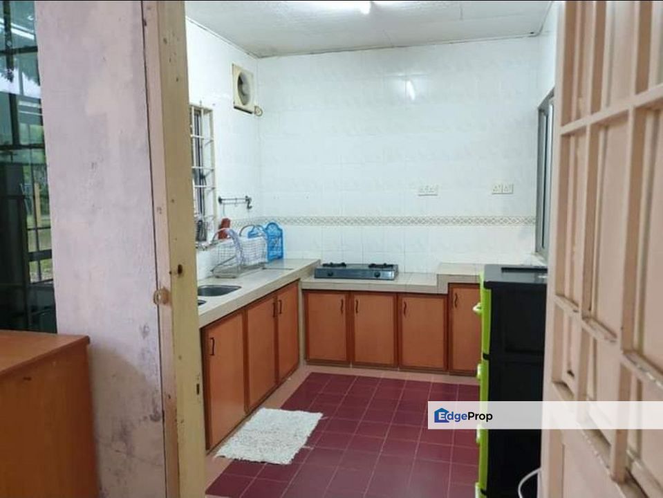 Double Storey Terrace Taman Tasik Utama Ayer Keroh , Melaka, Ayer Keroh