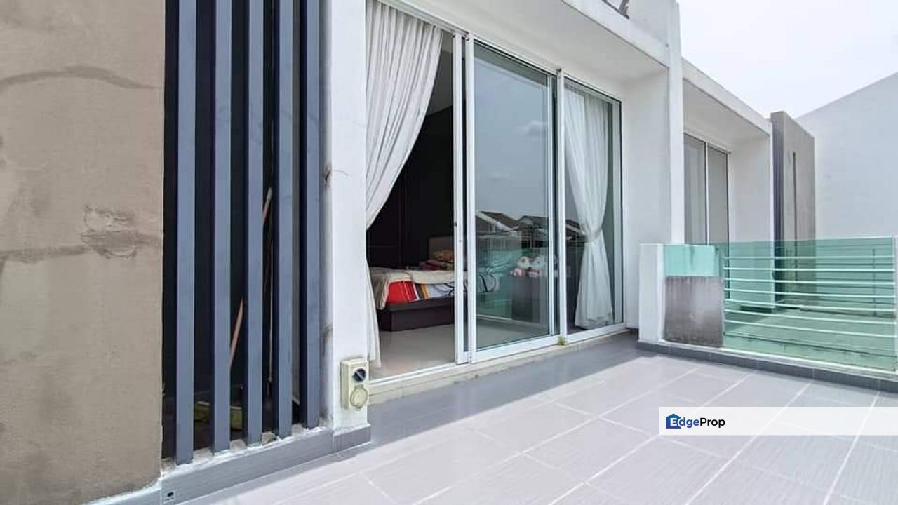 Gated Guarded Double Storey House Country Villas Bemban Ayer Keroh, Melaka, Bemban