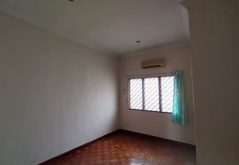 TAMAN KOTA LAKSAMANA SEK 1