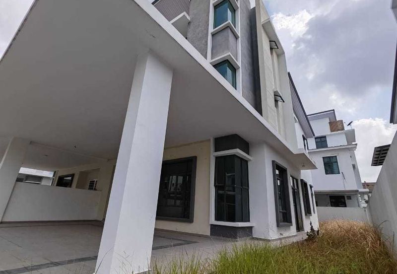 TAMAN MERAK (P.LOT 1731)