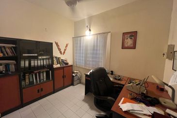 Taman Muzaffar Heights