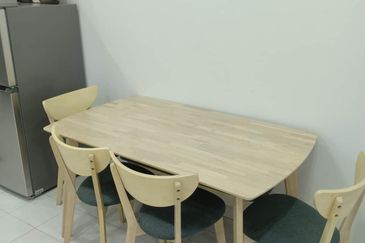 PANGSAPURI GOLDEN SHOWER(KONDOMINIUM RUBY)