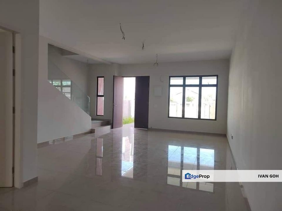 Gated Guarded Double Storey Terrace House @ Taman Krubong Heights, Melaka, Krubong