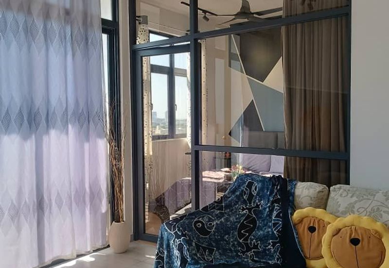 The Quartz Residence