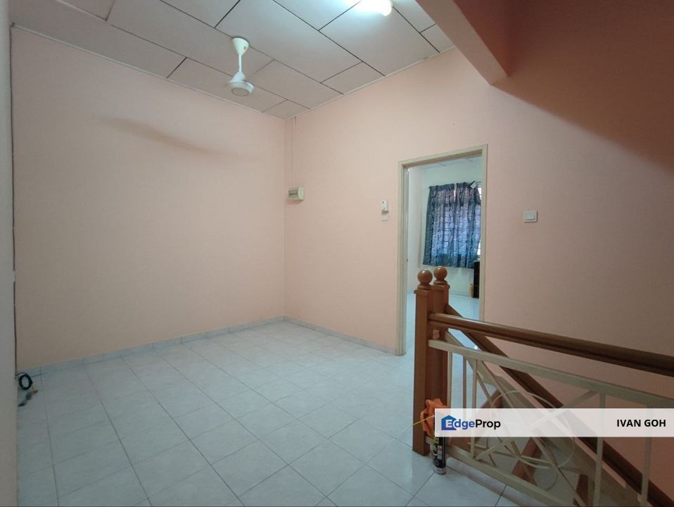 Freehold Double Storey Terrace Taman Seri Jati Batu Berendam , Melaka, Batu Berendam