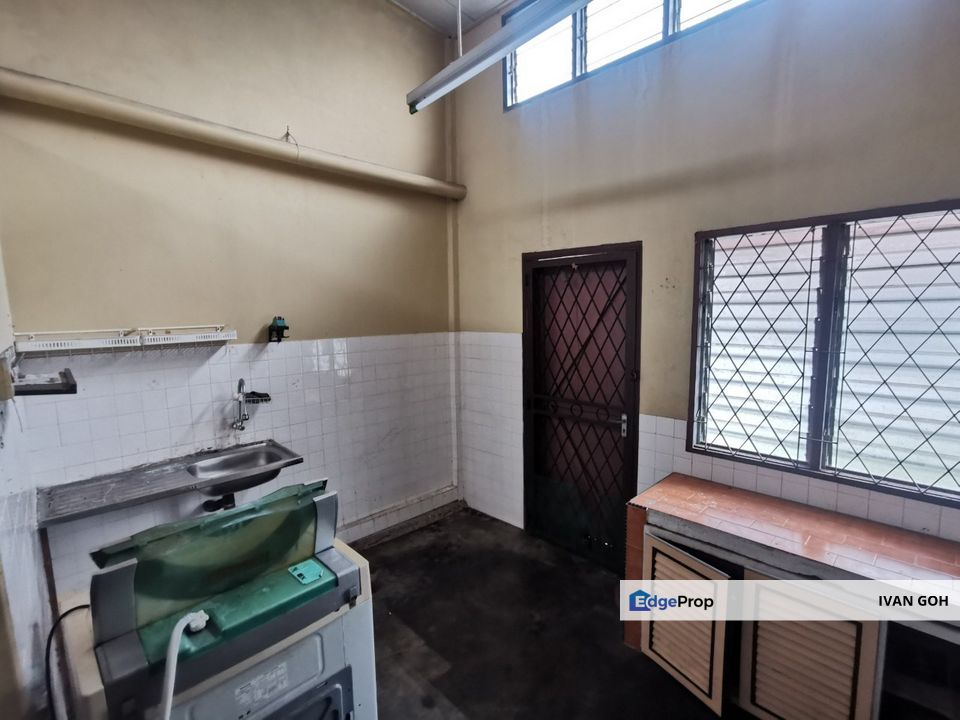 Below Market Value Single Storey Terrace @ Taman Melaka Baru, Batu Berendam Near Bachang, Maim, Melaka, Batu Berendam