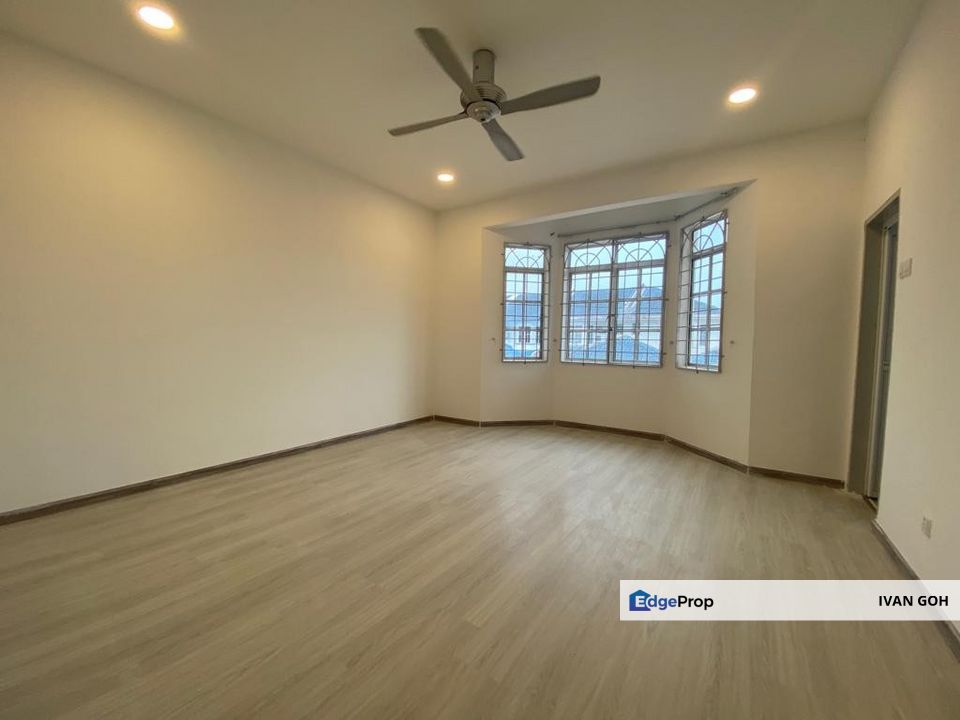 Fully Renovated Double Storey Terrace @ Taman Merdeka Jaya, Batu Berendam , Melaka, Batu Berendam