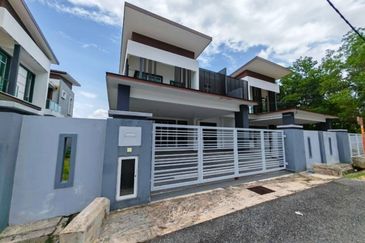 Taman Enggang Batu Berendam