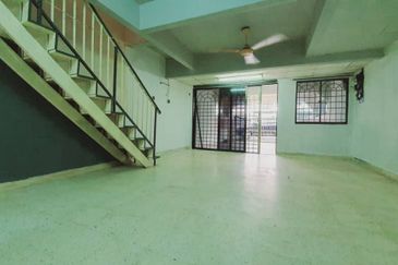 JALAN BUKIT KATIL - DUYONG