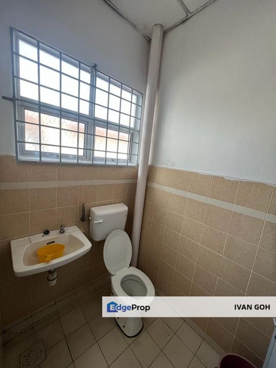 Double Storey Terrace Taman Merdeka Jaya Batu Berendam , Melaka, Batu Berendam