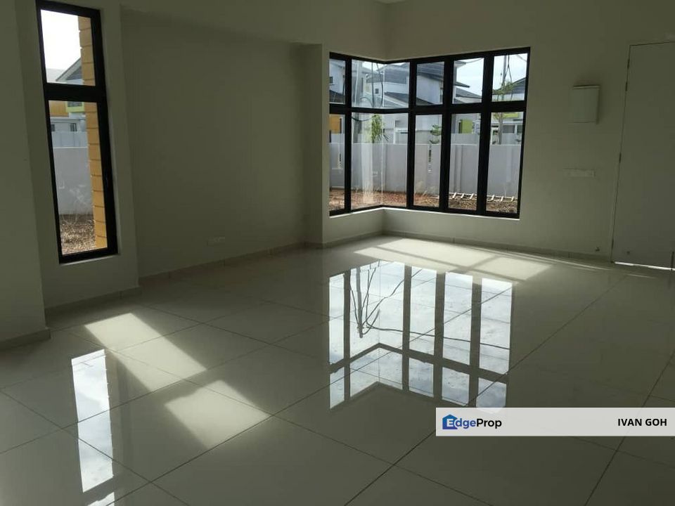 Gated Guarded 8200 Sqft Corner Lot Double Storey Bungalow Taman One Krubong , Melaka, Krubong