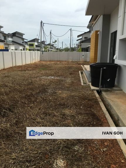 Gated Guarded 8200 Sqft Corner Lot Double Storey Bungalow Taman One Krubong , Melaka, Krubong