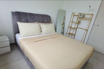 The Quartz Residence