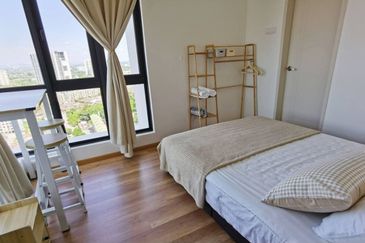 The Quartz Residence