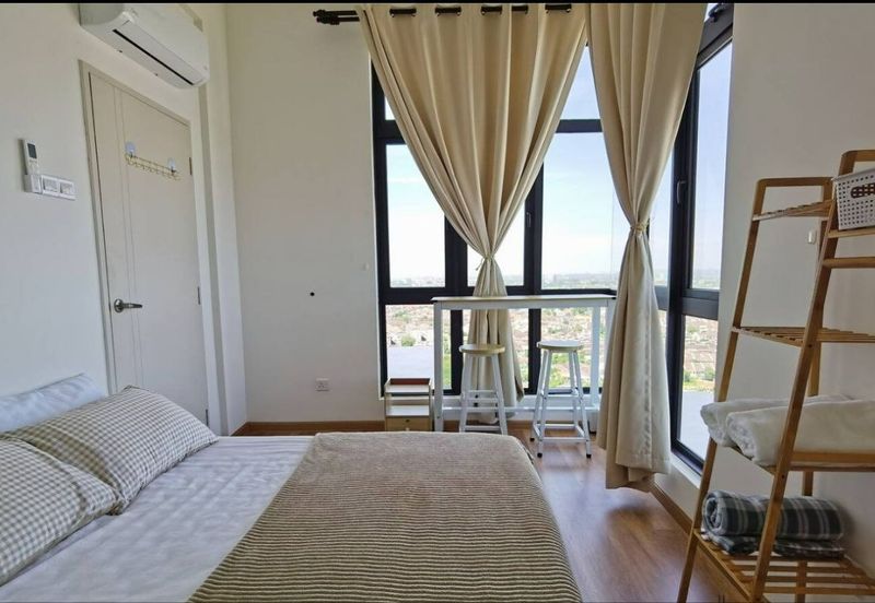 The Quartz Residence