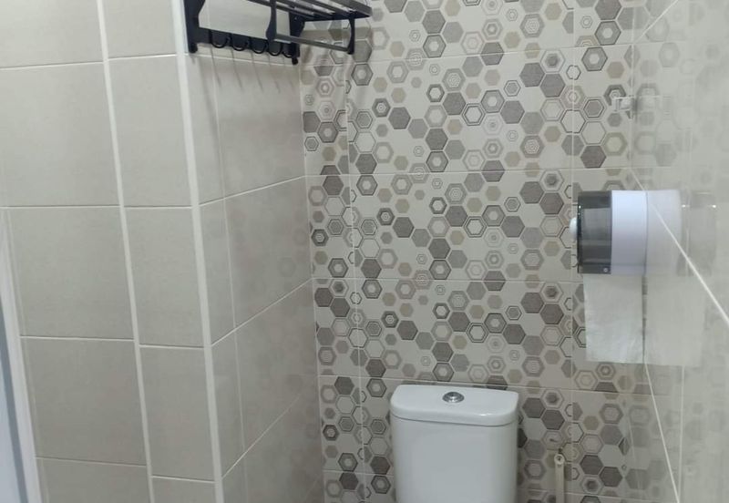 Golden Shower Apartment