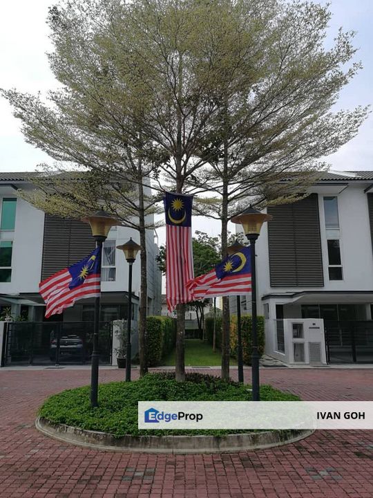 Gated Guarded 2.5 Storey Laman Klebang Klebang Besar Near Limbongan Kota Laksamana , Melaka, Klebang